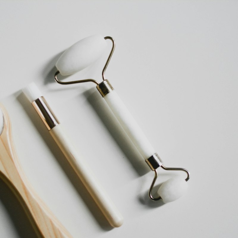 Jade Face Roller